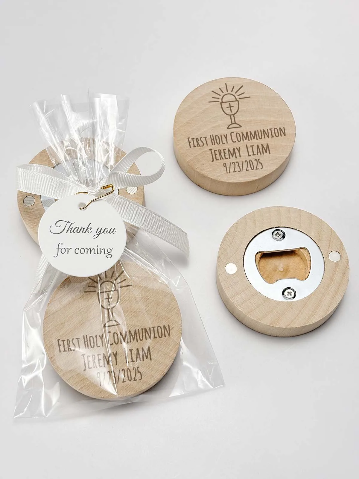 Regalos de comunión para invitados Abrebotellas con imán de madera personalizado Favores de fiesta de primera comunión