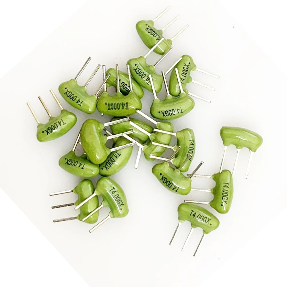 50PCS/new ZTT4M in-line ceramic crystal oscillator ZTT4.00MG 4MHZ ceramic vibration 3 feet ZTT4.00M