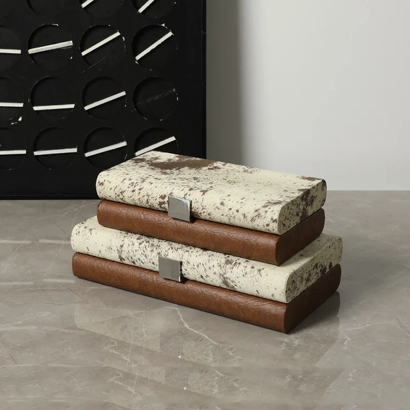 Italian Luxury Decor Statue Sculpture, Creative Patchwork Fur Pattern Wood Leather Metal Decorative Box for Villa, Hotel