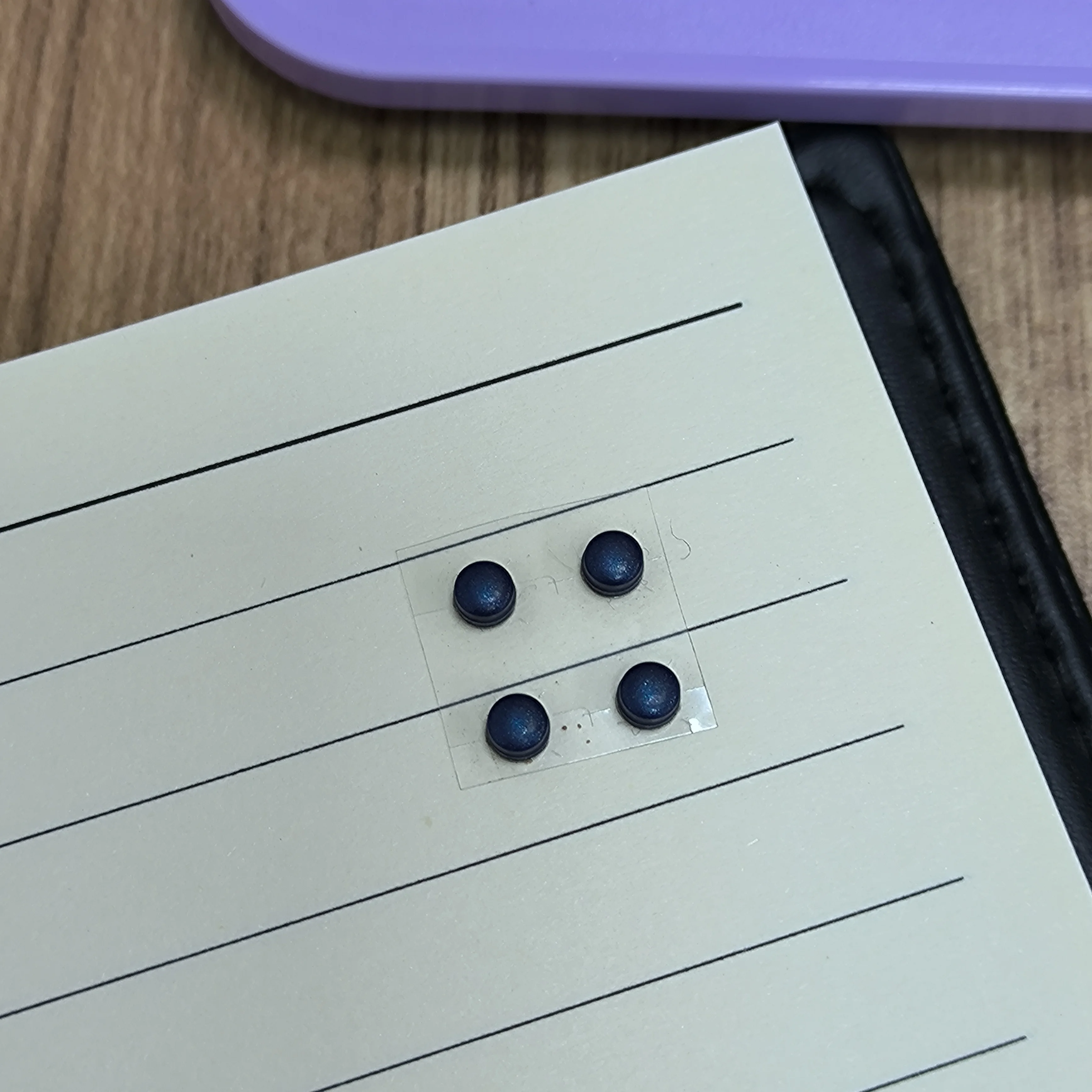 الأصلي العلوي LCD مسامير ثقب غطاء ل نينتندو d جديد 3DS XL LL وحدة التحكم الأمامي الخلفي برغي قواعد مطاطية غطاء