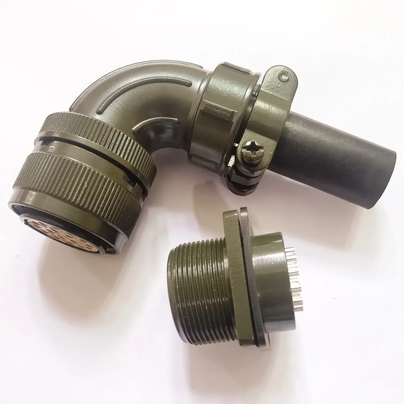 Original new 100% servo motor encoder side joint YDM30200447 17-core bending type air plug 20-29S