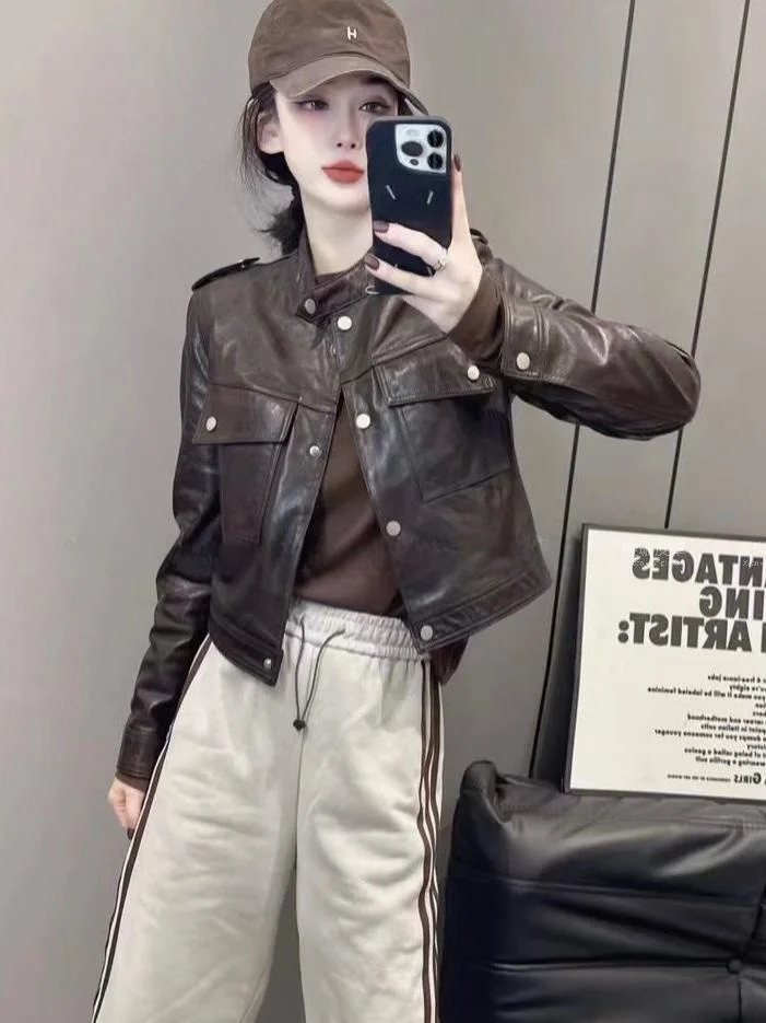 

2024 New Women's eepskin Leather Jaet ort Loose Casual Sle oulder Padding Motorcycle Coat Commute Faion Trend