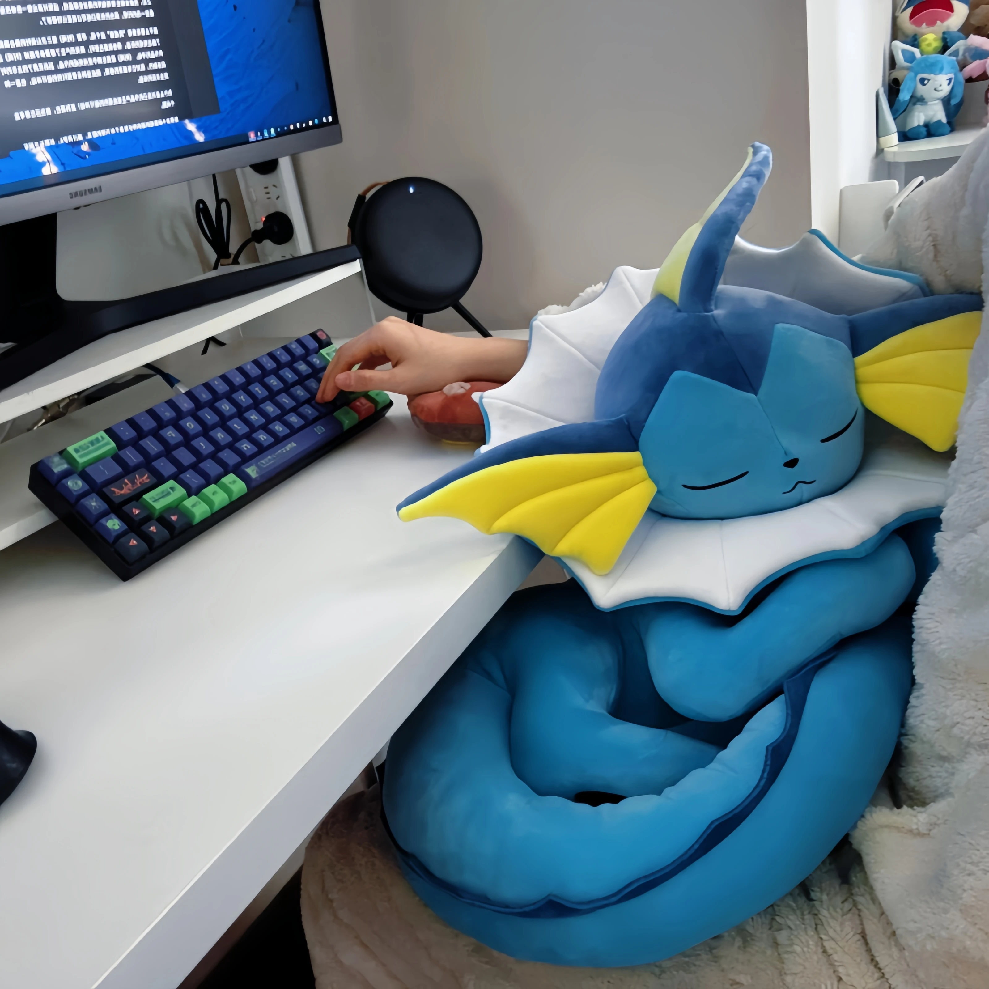big-sleep-vaporeon-pokemon-plush-toy-umbreon-eevee-sylveon-laceon-flareon-leafeon-jolteon-espeon-stuffed-peluche-kids-toy-gift