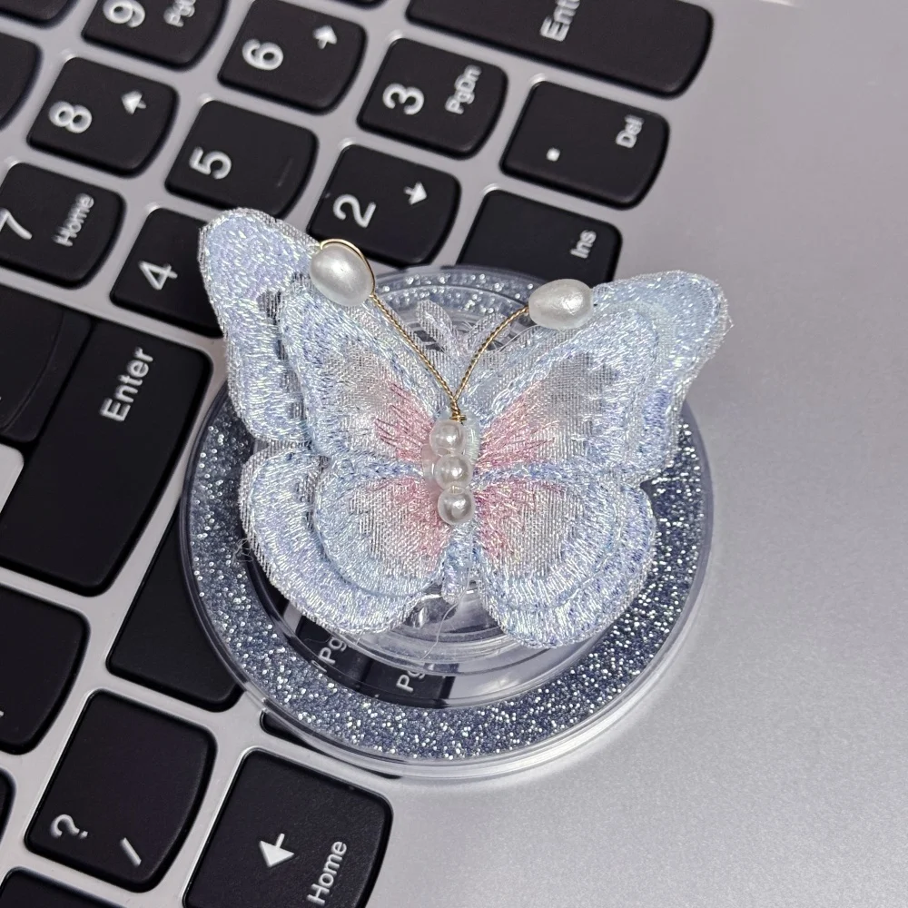 Farfalla carina coreana per supporto magnetico Griptok per telefono Magsafe per iPhone Supporto per custodia di ricarica wireless pieghevole divertente
