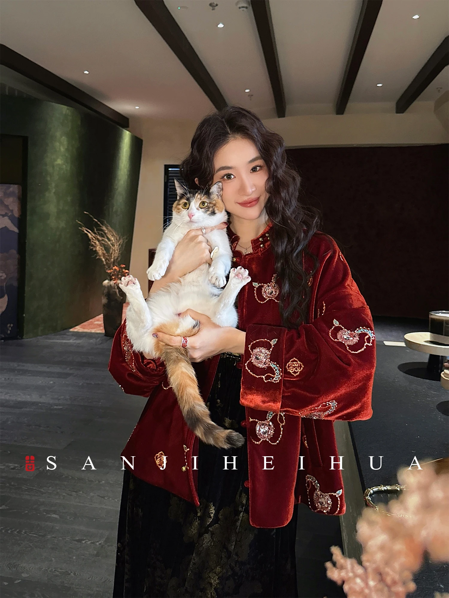 

Sanji Bla Flower New Chinese Sle Bead Embroidery Gold Velvet Cotton Jaet Women's New Year Clothes Loose Korean Sle