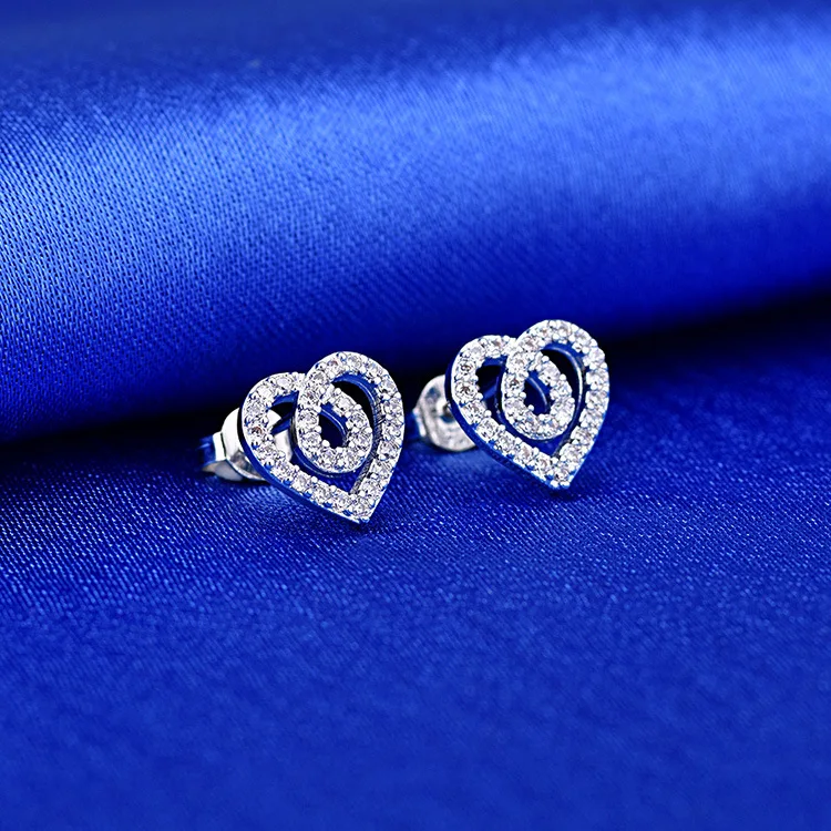 

New 925 Sterling Silver Earrings Beautiful Zircon Heart for Women Luxury Wedding Engagement Jewelry Stud Earrings Party Gifts