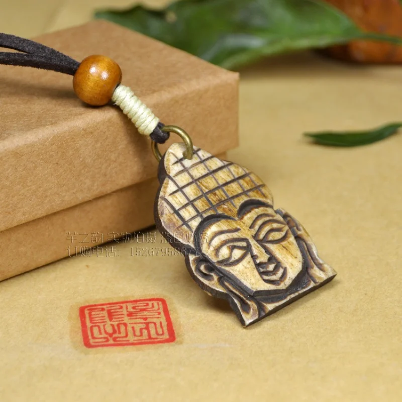 

Ox bone sweater chain Nepal carving Buddha pendant personalized clothing ethnic style tourist souvenirs