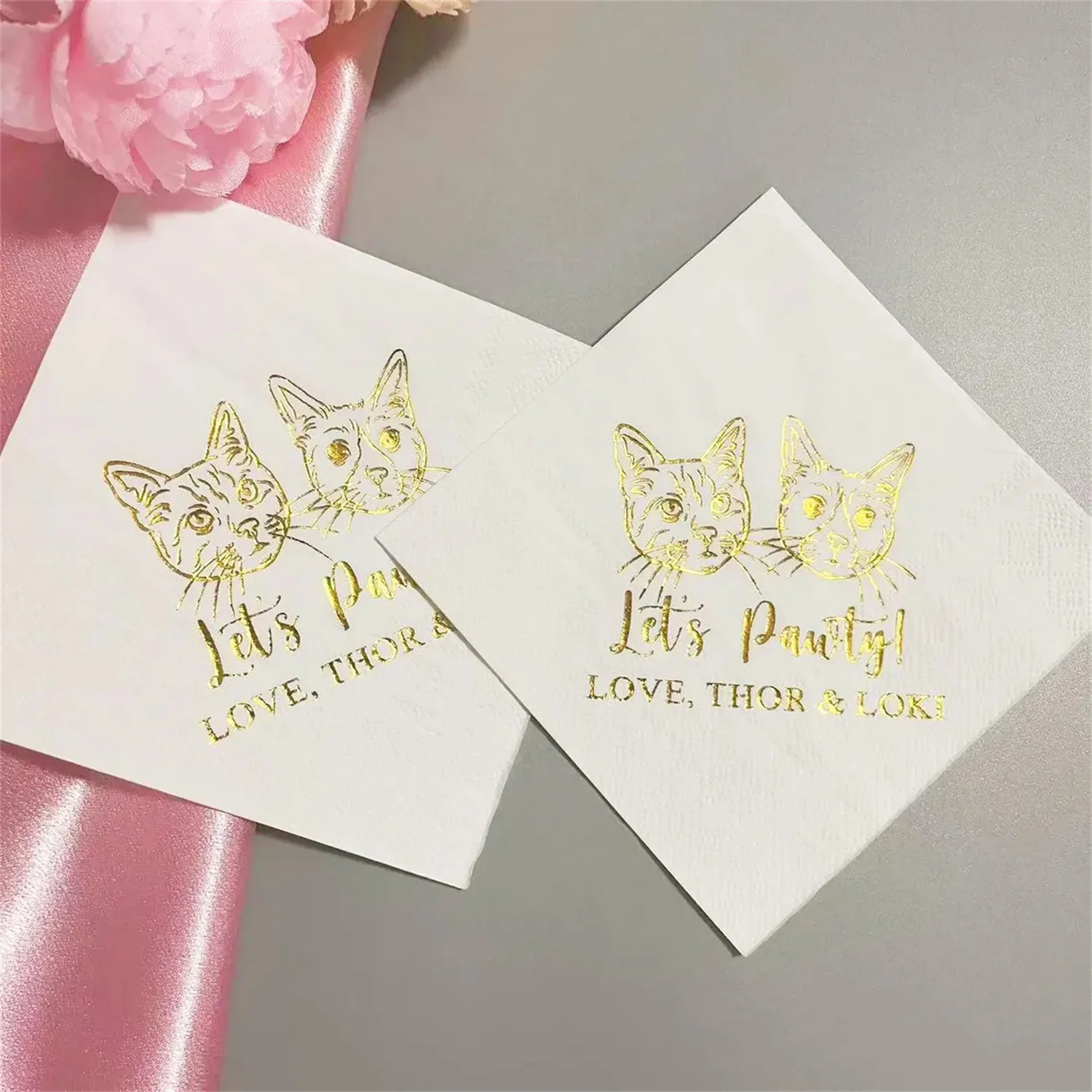 50 PCS Custom Illustrated Pet Gold Foil Wedding Napkins, Pet Cocktail Napkins，Personalized Dog/Cat Cocktail Napkins, Wedding Dec