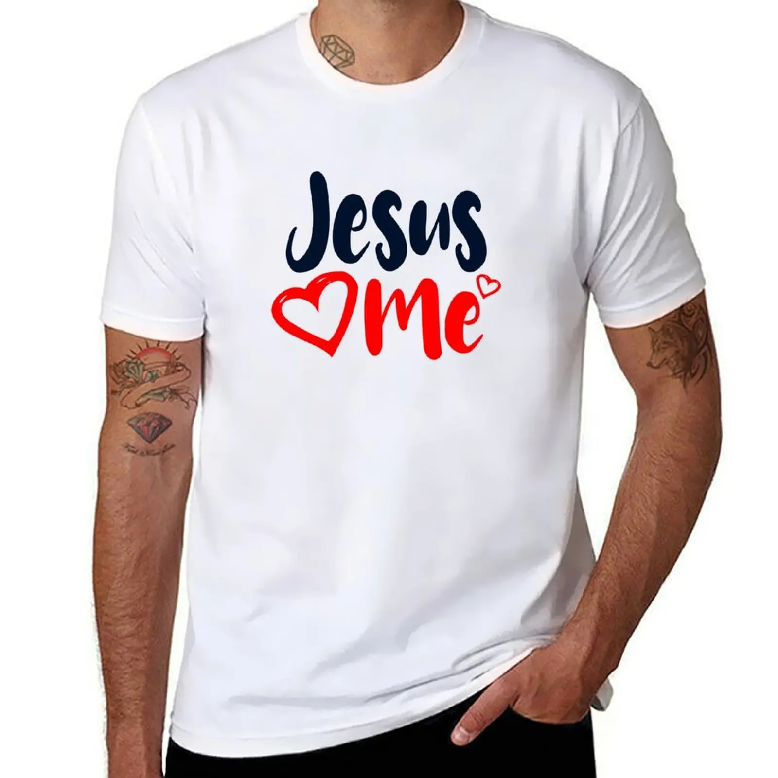 

Jesus Loves Me T-Shirt man t shirt summer mens graphic t shirts T-Shirt