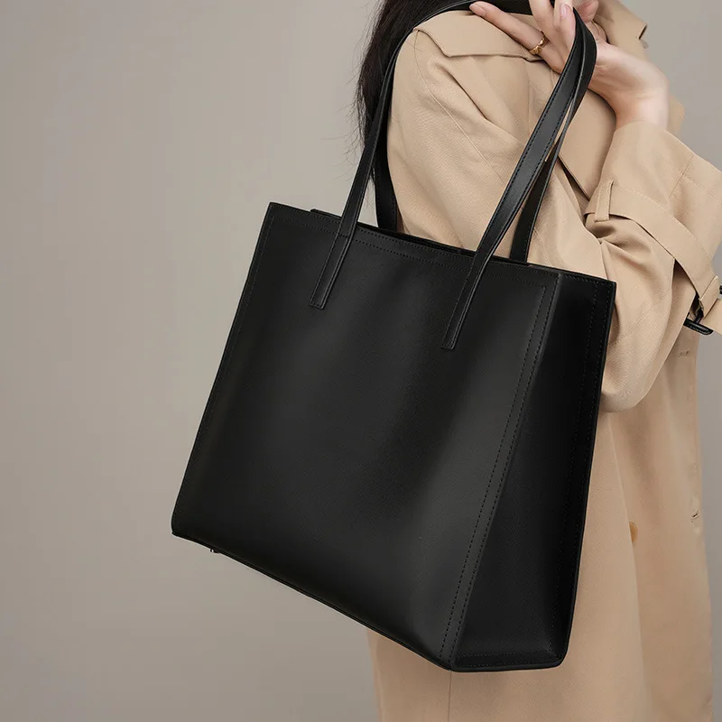 New Niche Tote Bag for Women Genuine Leather Large Capacity Briefcase Computer Bag Black Cowhide Commuter Bag