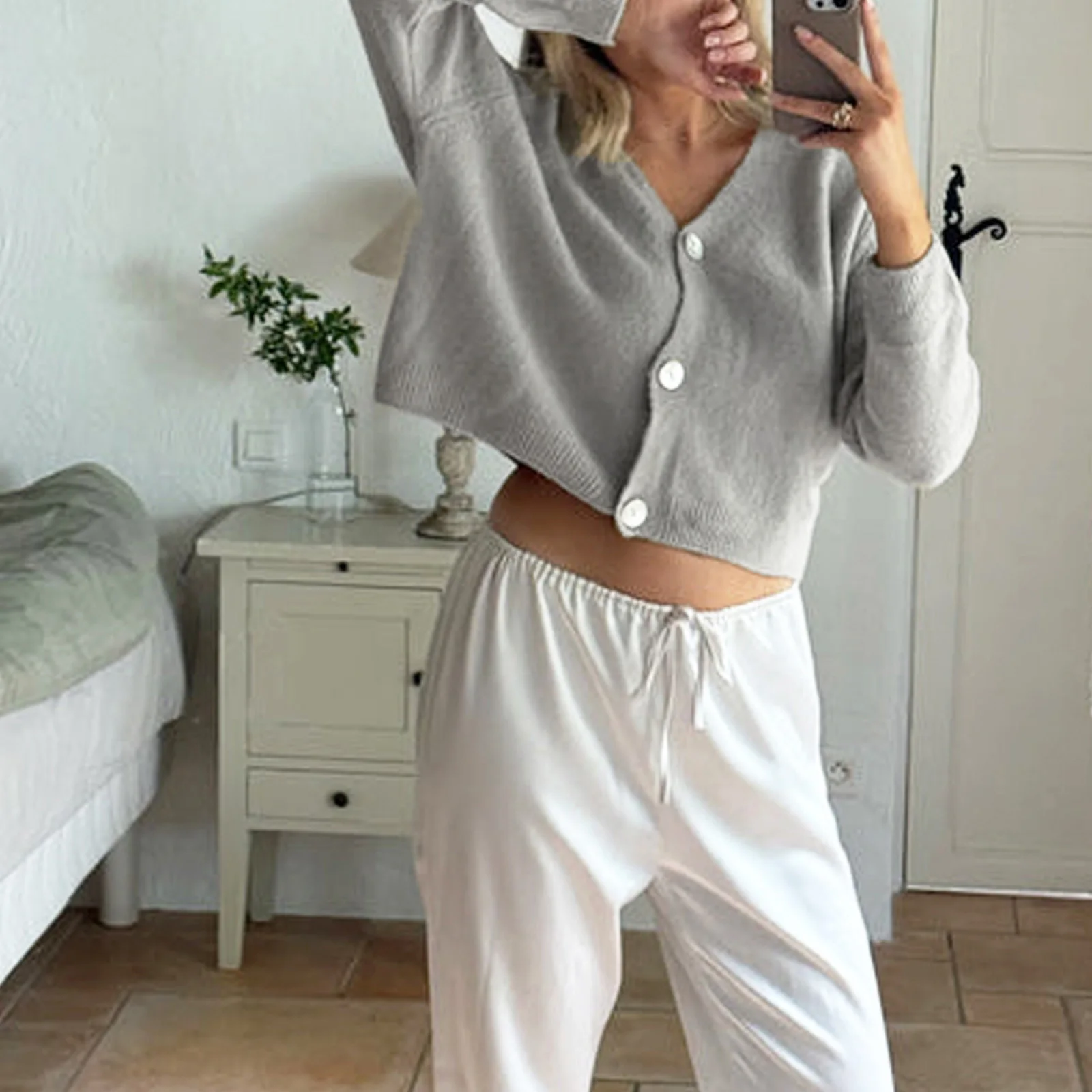 

New Women Basic Knitted Cardigan Solid Color V Neck Long Sleeve Button-Up Crop Sweater Casual Fall Clothes Hot Sale S-XL