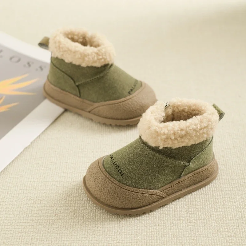 2026 Winter Neue Kinder-Freizeitschuhe aus Leder für Mädchen, Modischer Neuer Stil, Weiche Sohle, Rutschfest, Vielseitige Knöchelhohe Baumwollstiefel – Detail 5
