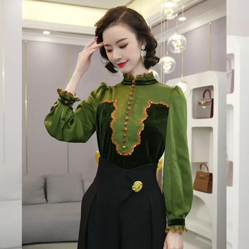 

Green Gold Velvet Top for Women 2024 Spring and Autumn New Style French Retro Standing Collar Palace Style Patchwork Inner Shirt