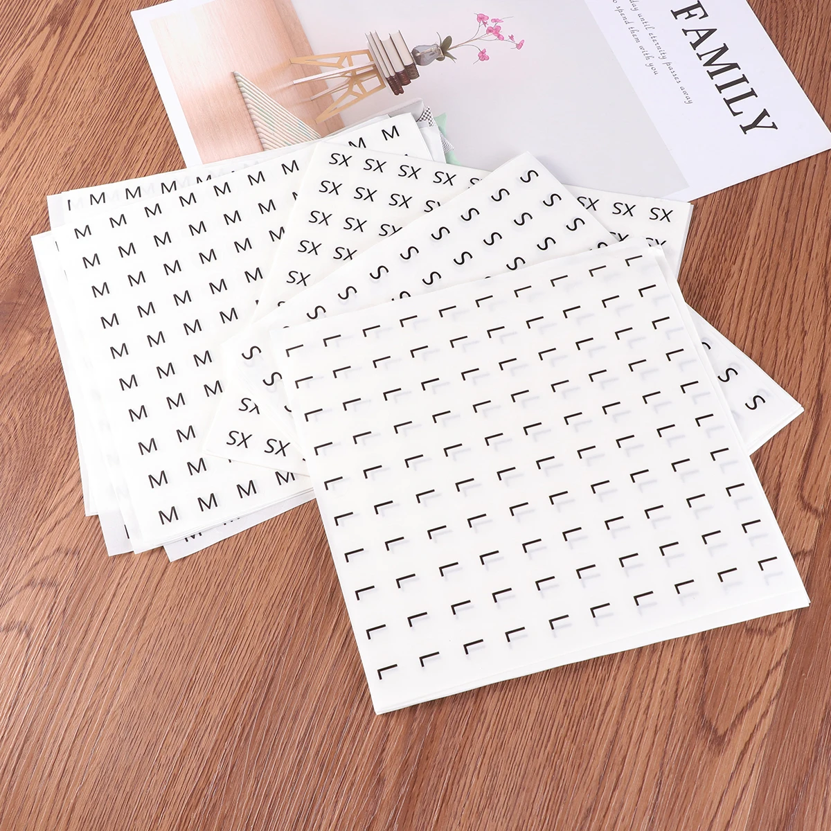 

1000pc Clothing Size Labels Round Stickers Black Text White Background For Clothes Shoes Hats Xs S M L Barcode Address Shipping