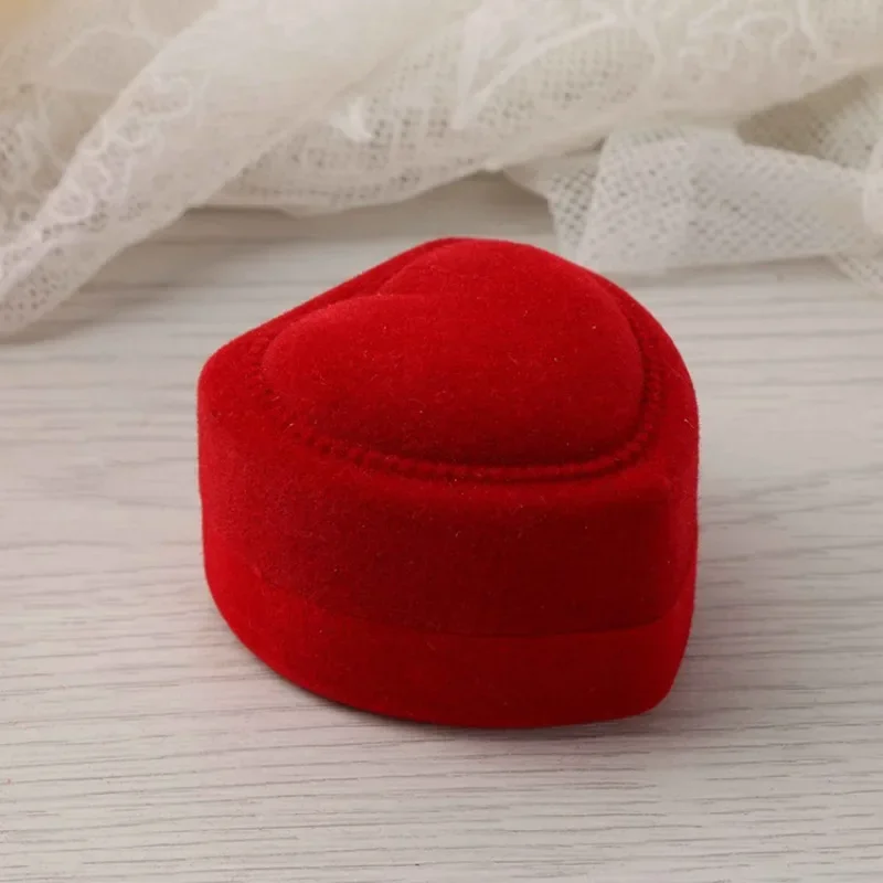 Red Flocking Heart Shape Wedding Ring Velvet Storage Boxes Jewelry Earrings Display Cases Holder Gift Box Counter Packaging