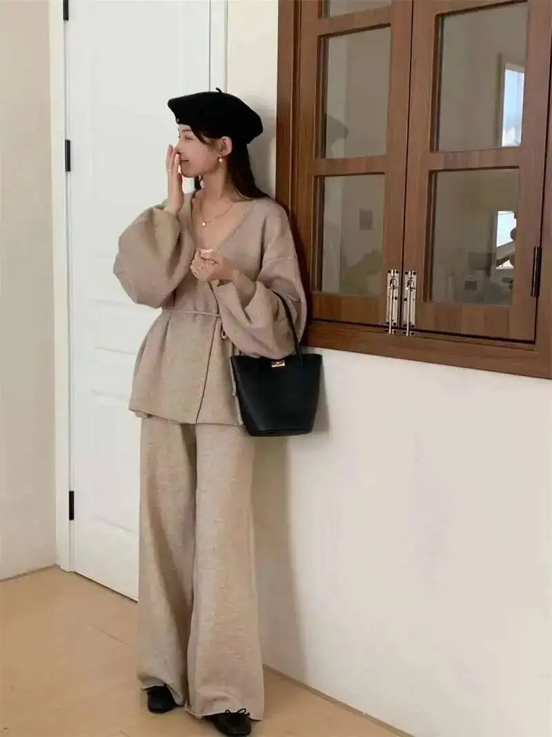 [EWQ] Fashion V-neck Long Sleeve Lace Up Sweater And High Waist Trousers Casual Women Knit Set Clothing 2025 Autumn New 16O1719