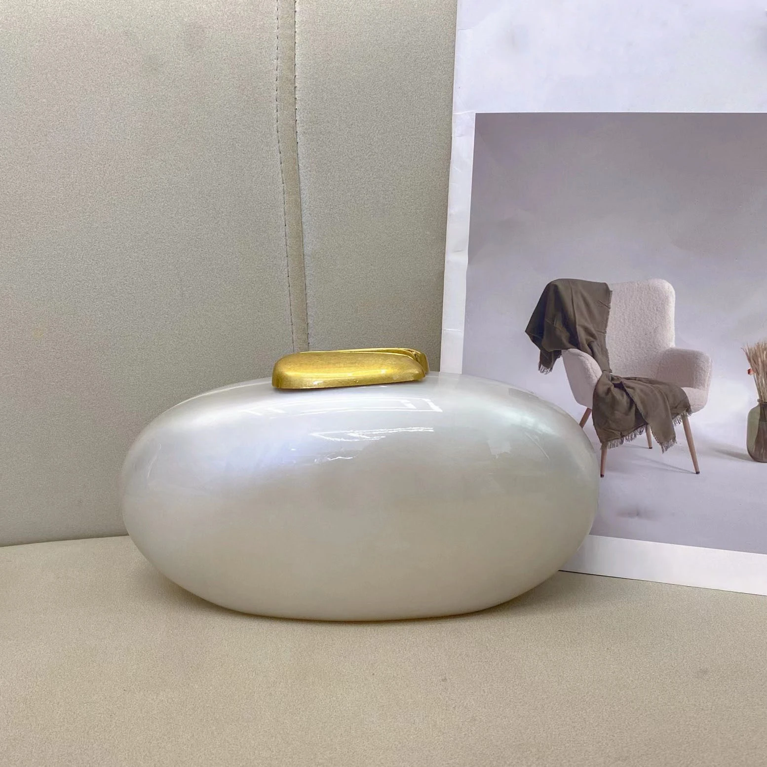 Egg Shape Clutch Bag Acrylic Purse Women Wedding Evening Party Cute Ivory Pearl Color Purse Handbag Summer New 2024