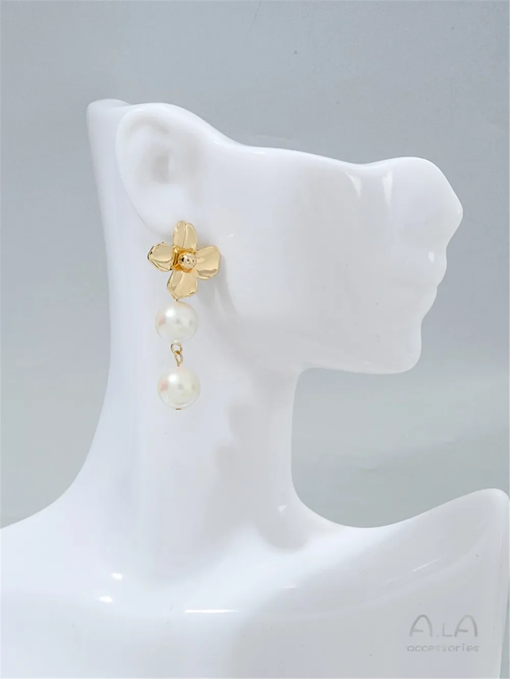 14K Gold-wrapped Small Flower with Hanging Stud Earrings DIY Handmade Silver Needle Earrings Ear Jewelry Accessories Materials