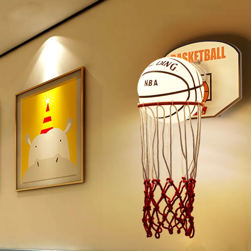 Lámpara de pared de baloncesto en la habitación de los niños, lámpara de mesita de noche creativa en el dormitorio de los niños, lámpara de pared de baloncesto en el estudio