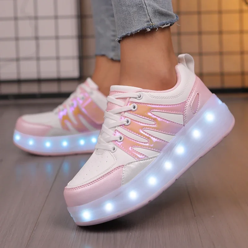 أحذية تزلج دوارة وامضة للأطفال مع عجلتين أحذية تزلج أوتوماتيكية غير مرئية أحذية رياضية للأطفال قابلة للتنفس