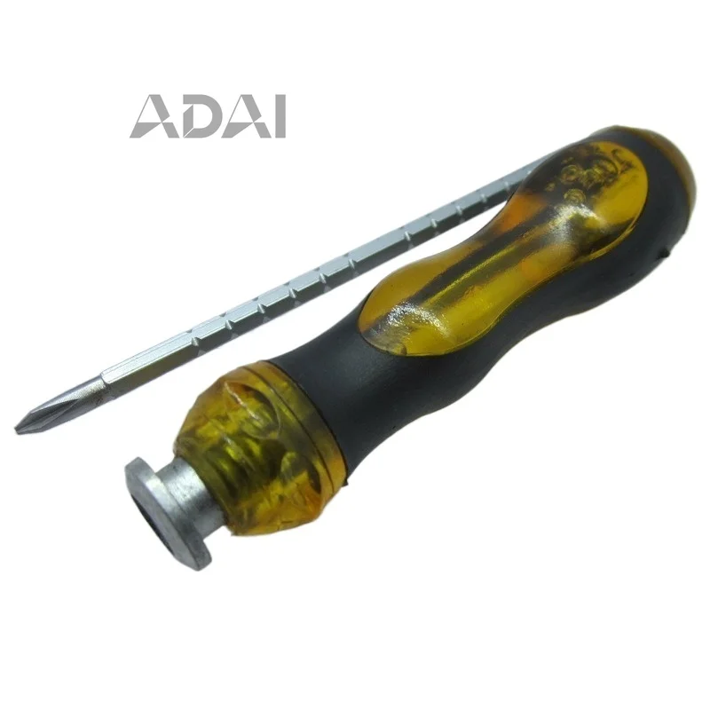 

2 мини-отвертки 4 мм с тонкими стержнями, двухцветными хрустальными рукоятками и телескопической конструкцией, с крестообразным наконечником.