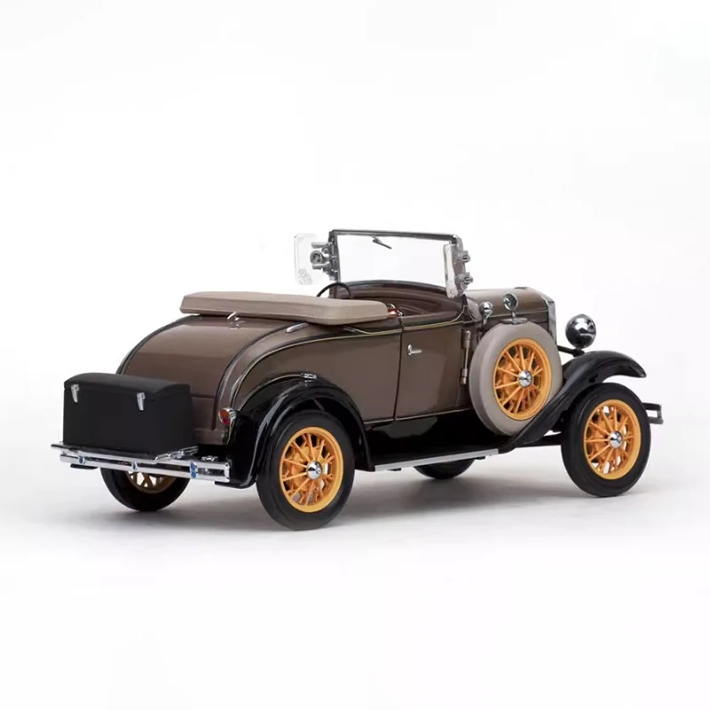 Pressofuso in scala 1/18 1931 Un modello di auto in lega convertibile per auto d'epoca 6120 Collezione Souvenir Regalo di festa Display statico