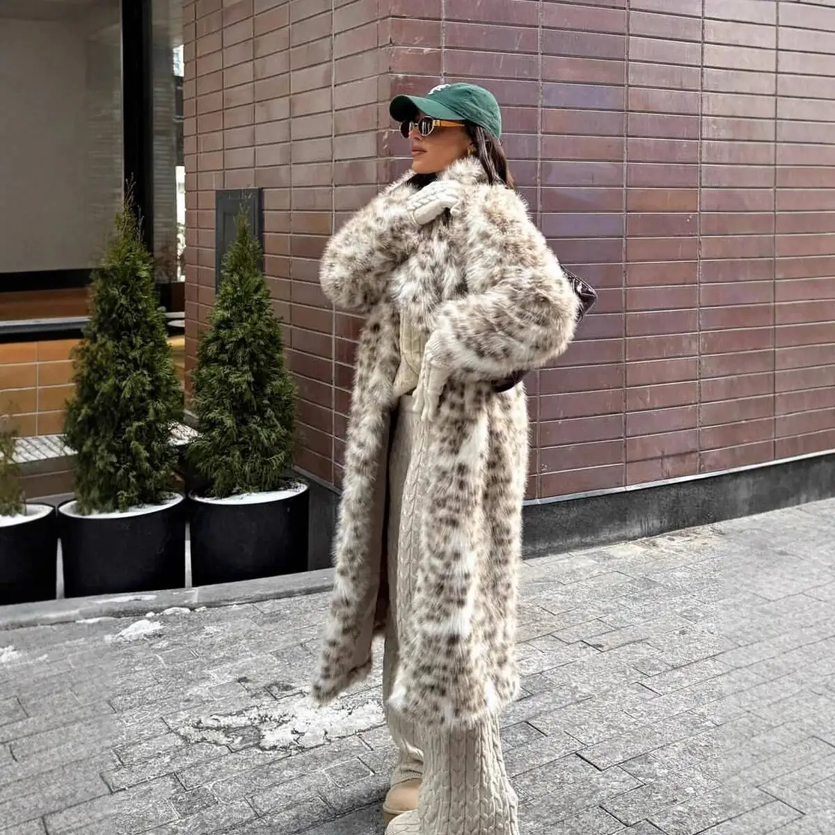 Leopard Faux Fur Coat Women Long Overcoat Turn Down Collar Full Sleeve Open Stitch Thick Loose Elegant Jacket Autumn Winter 2025