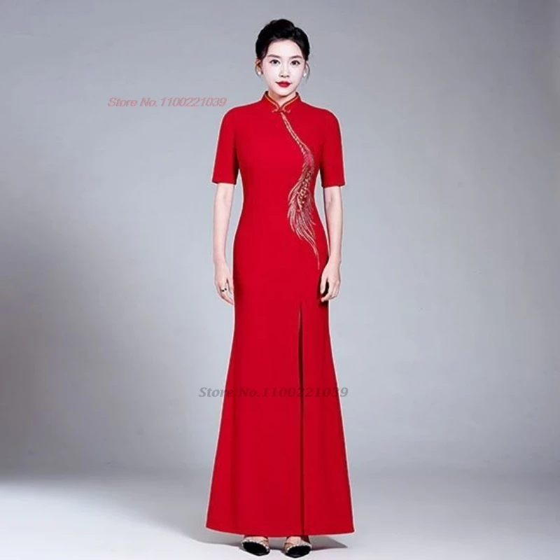 فستان شيونغسام صيني محسّن لعام 2025 مطرز بالزهور الوطنية فستان سهرة للولائم الرجعية فستان تشيباو فيستدو