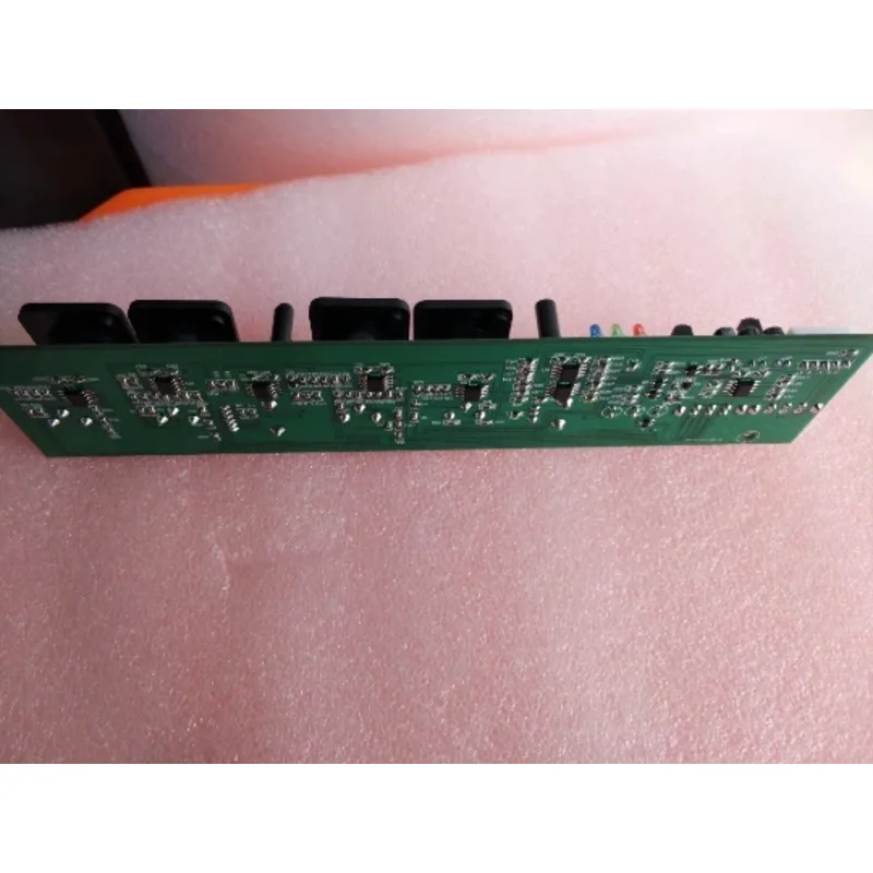 Caisson de basses réglable, phase morte, panneau avant