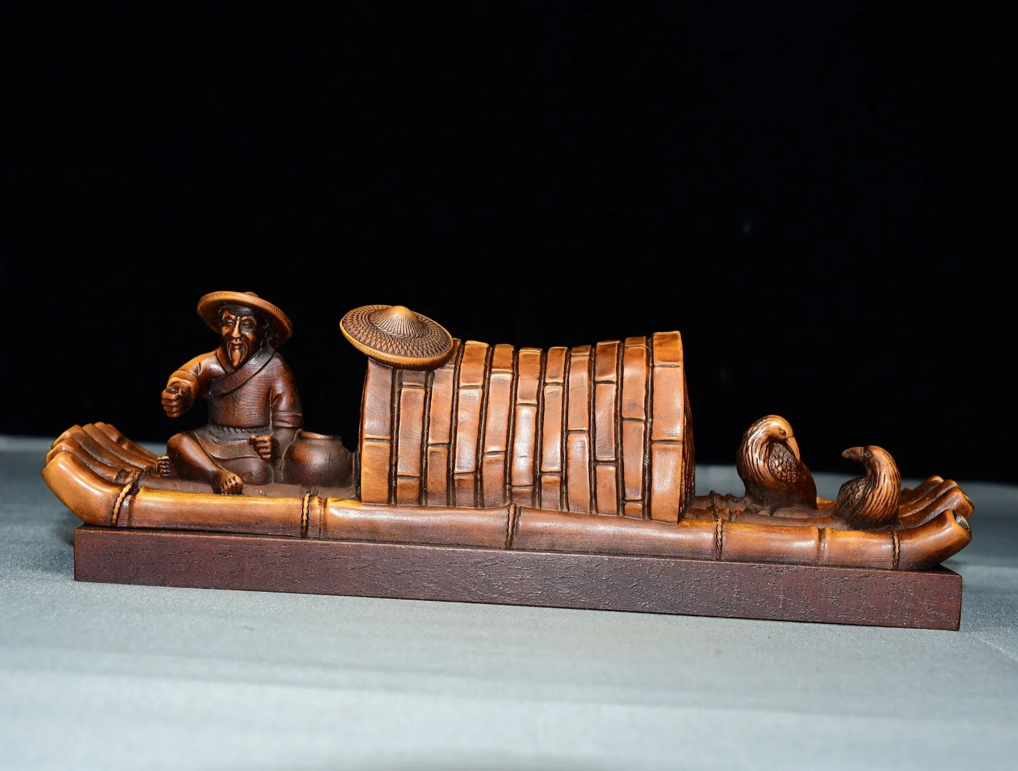 8"Old Boxwood Fishe…