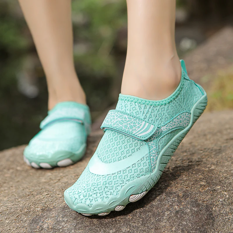 Beach Sneakers Water Shoes Couple Barefoot Beach Shoes Breathable Sport Shoe Soft-Soled Quick Dry River Sea Aqua Sneakers 35-46#