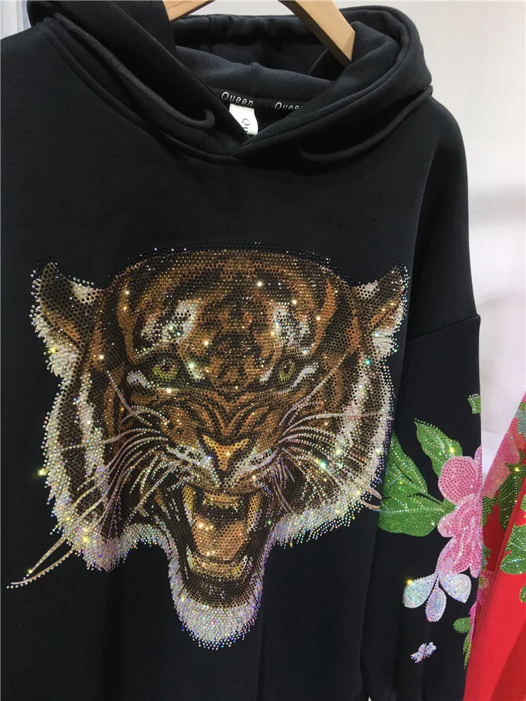 Sudaderas gruesas acolchadas de lana para mujer, sudadera de longitud media suelta con diamantes de imitación de Tigre, Top de perforación en