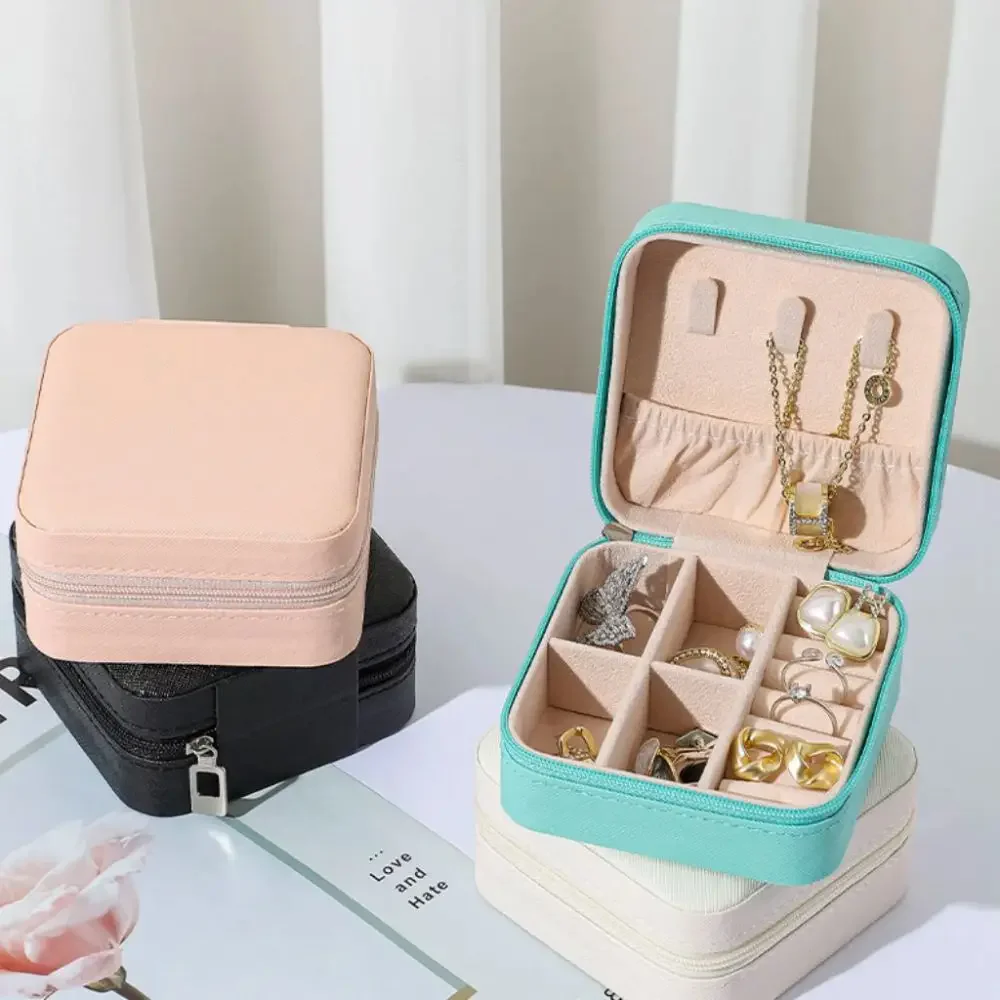 Mini-Schmuck-Aufbewahrungsbox, tragbar, für Zuhause, Reisen, Ohrringe, Halskette, Damen-Aufbewahrungsbox, Ring-Organizer, PU-Leder-Displ
