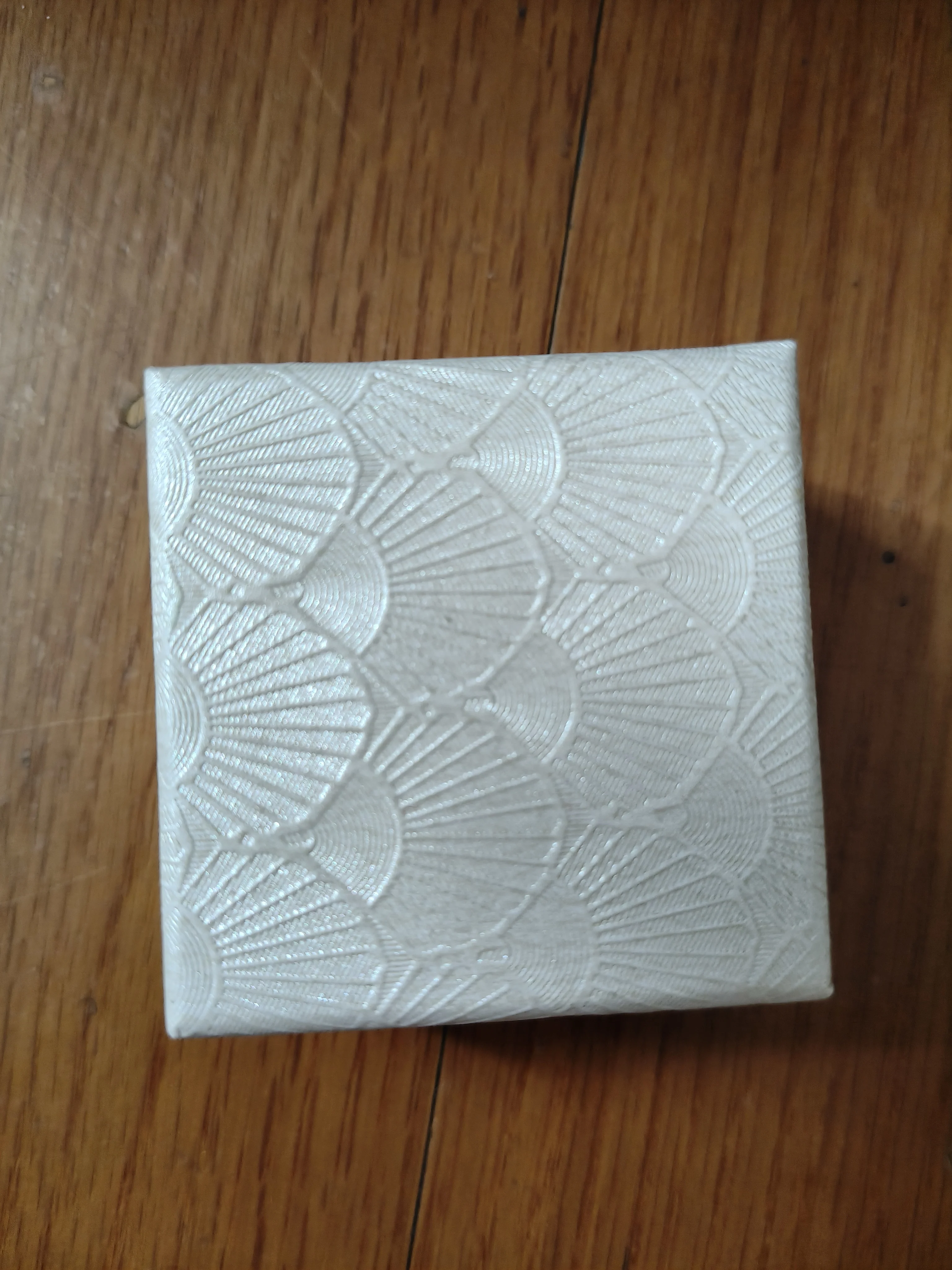 Jewelry Box - Square Gift Box for Ring, Earring, Necklace, Bracelet - Purple Shell Pattern - Wholesale Packaging