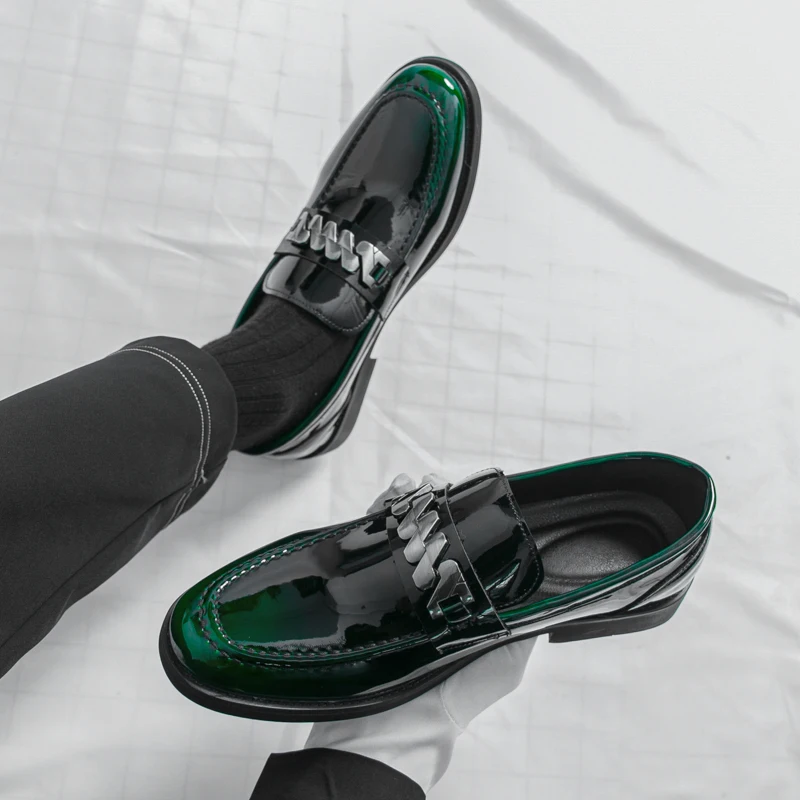 

Новые модные мужские туфли с острым носком, роскошные брендовые мужские лакированные кожаные удобные банкетные деловые повседневные кожаные туфли