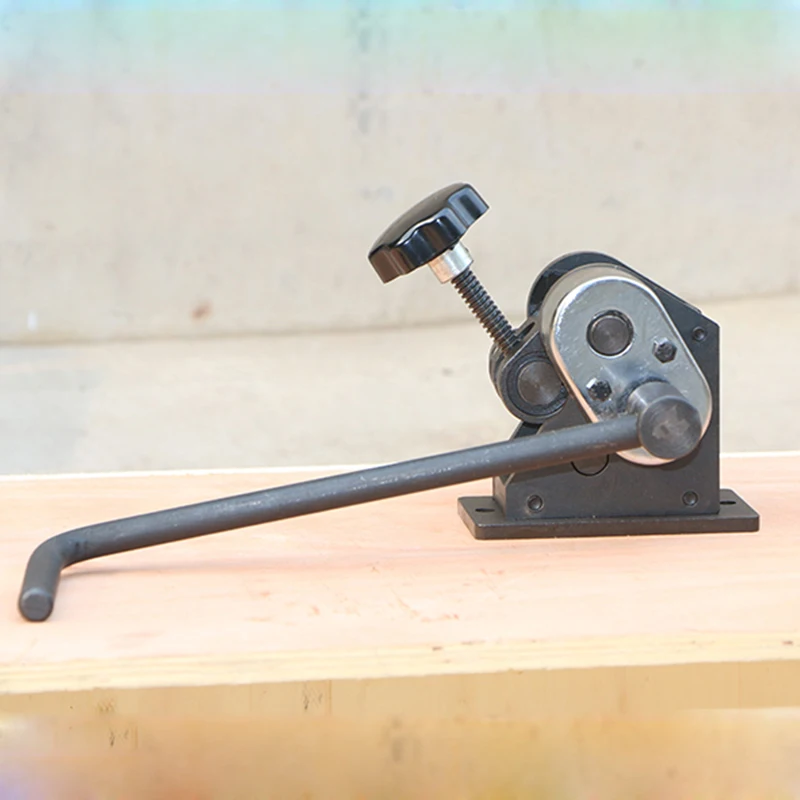 

Manual Rolling Machine Three Roll Gear Drive Bending Tools Stainless Steel Plate Metal Small Hand-Cranking Pipe Bender