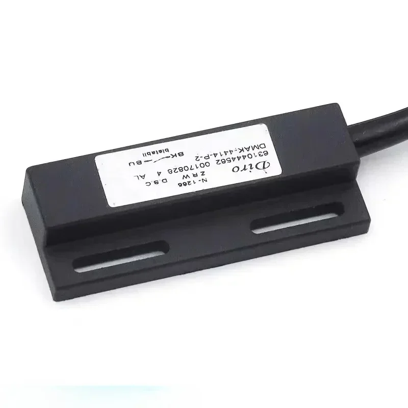 مفتاح حد صيانة المصعد BERNSTEIN D-32457/MAK-4414-P-2، مستورد أصليًا