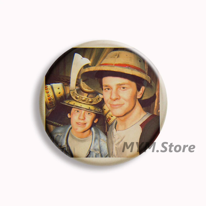 Movie Game Uncharted 4 Soft Button Pin Nathan Drake Nate & Sam