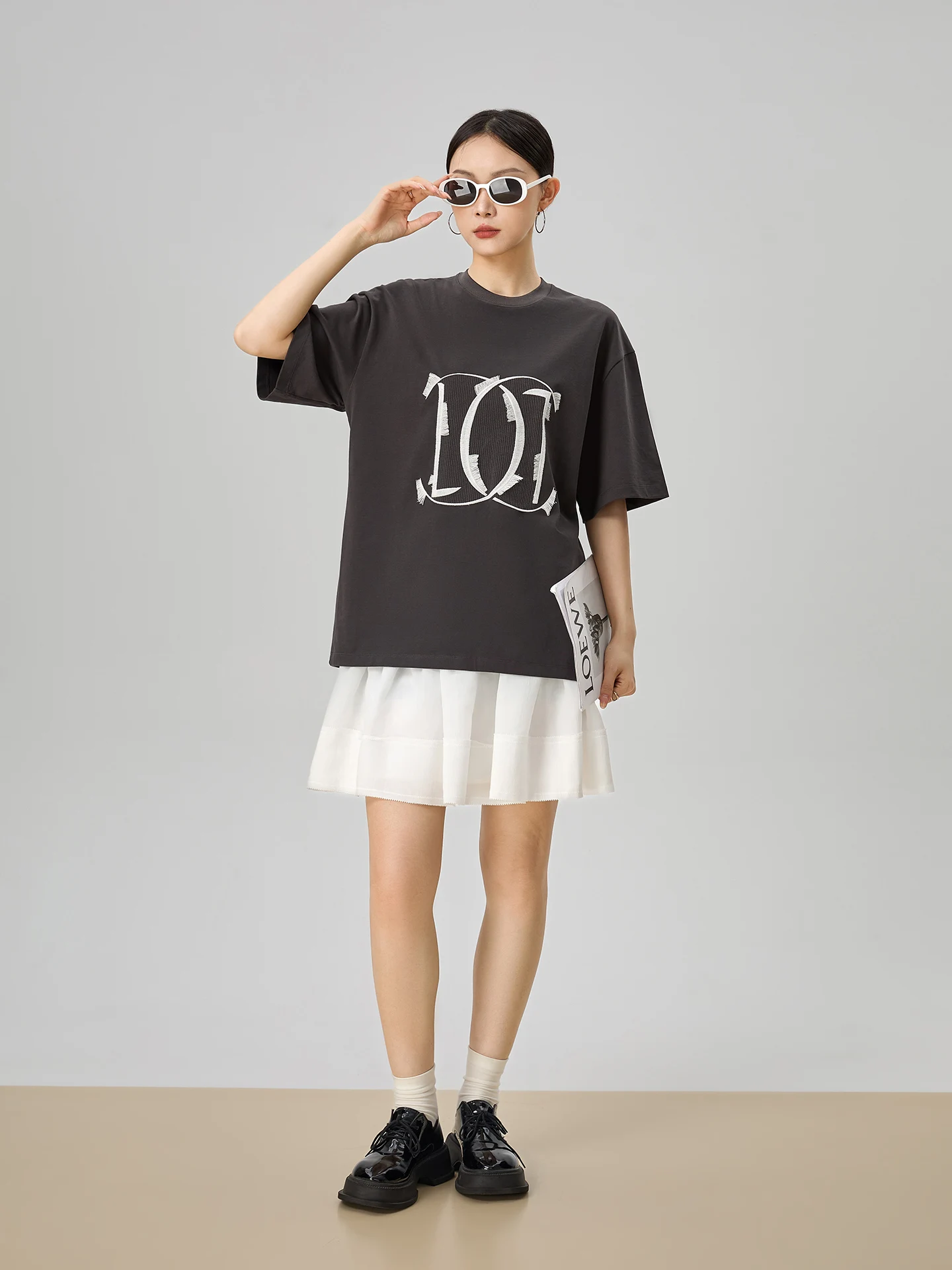 

Уникальный красивый повседневный комплект из двух предметов: футболка и шорты с круглым вырезом и коротким рукавом для женщин, летний модный наряд