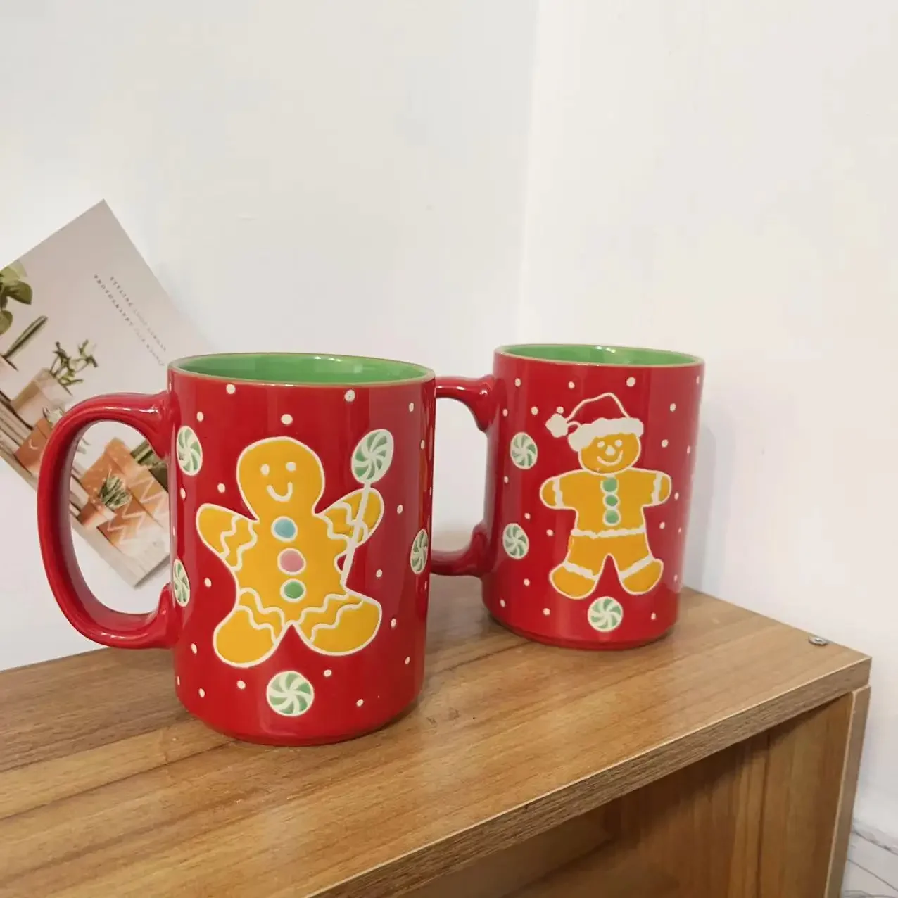 Red Christmas gingerbread man mug ceramic mug heat-resistant cup breakfast milk tea water cup coffee cup Holiday Decorations