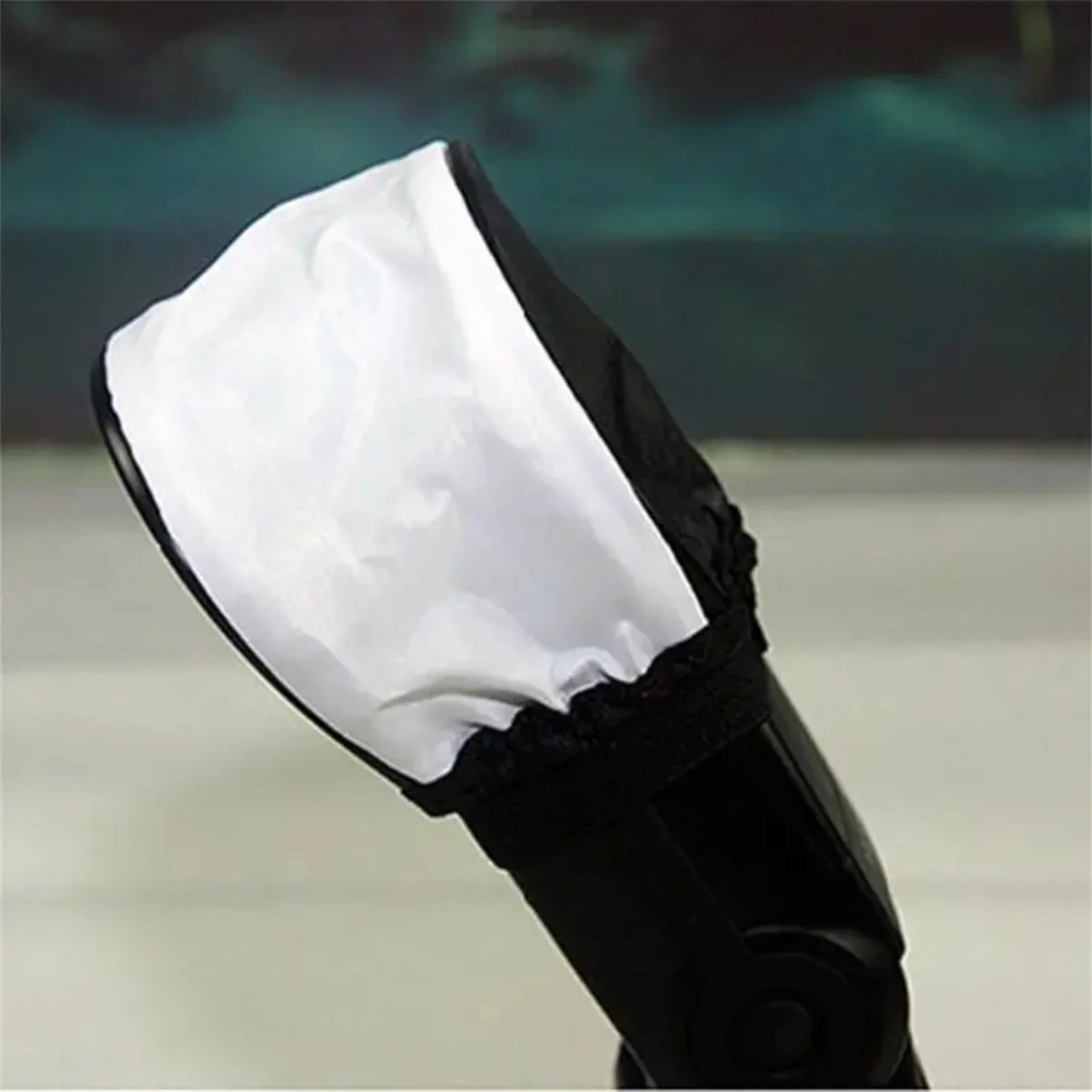 Enhance your photography with this high-quality, water-proof universal camera flash diffuser - Improve your images instantly wit