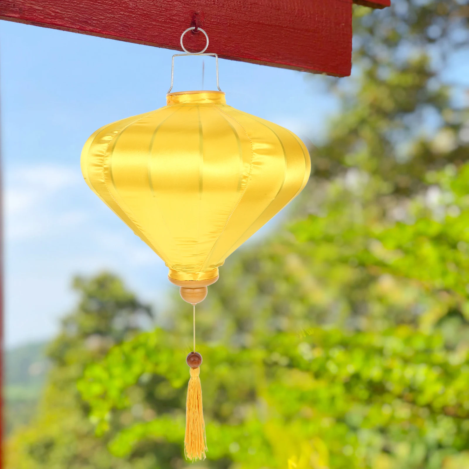 

1pc Diamond Lampshade 12 Inch Yellow Vietnamese Lantern Decor Chinese New Year Wedding Party Silk Outdoor Solar Lighting
