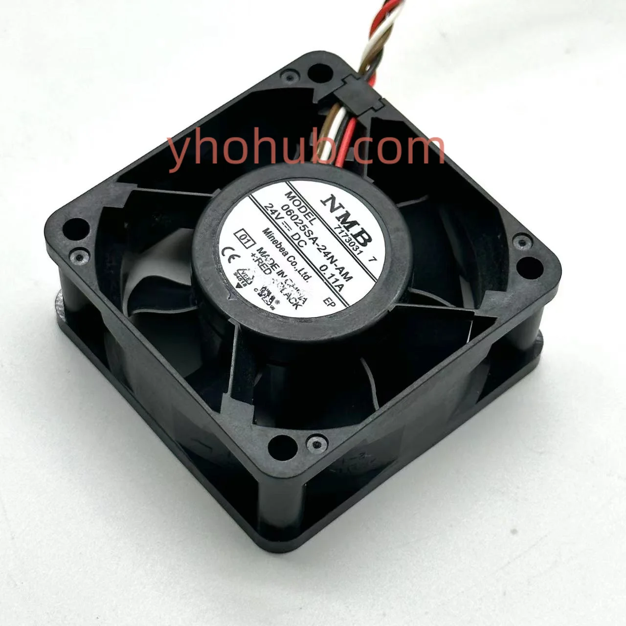 

NMB-MAT 06025SA-24N-AM 01 DC 24V 0.11A 60x60x25mm 4-Wire Server Cooling Fan