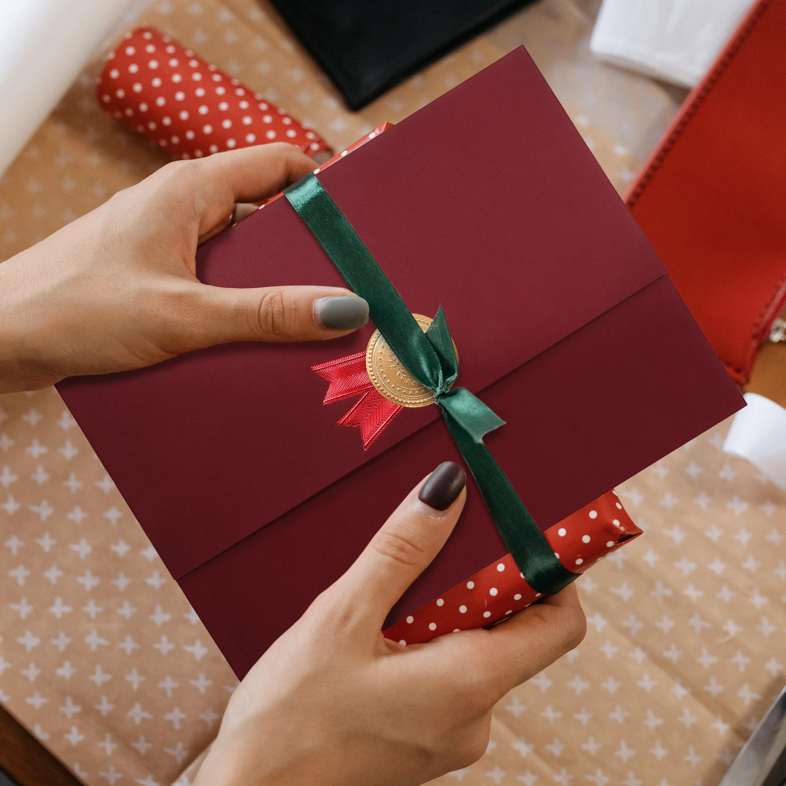 

Certificate Cover Envelope Award Holders Paper Presentation Folders Diploma Certificate Protector Document Frame Storage