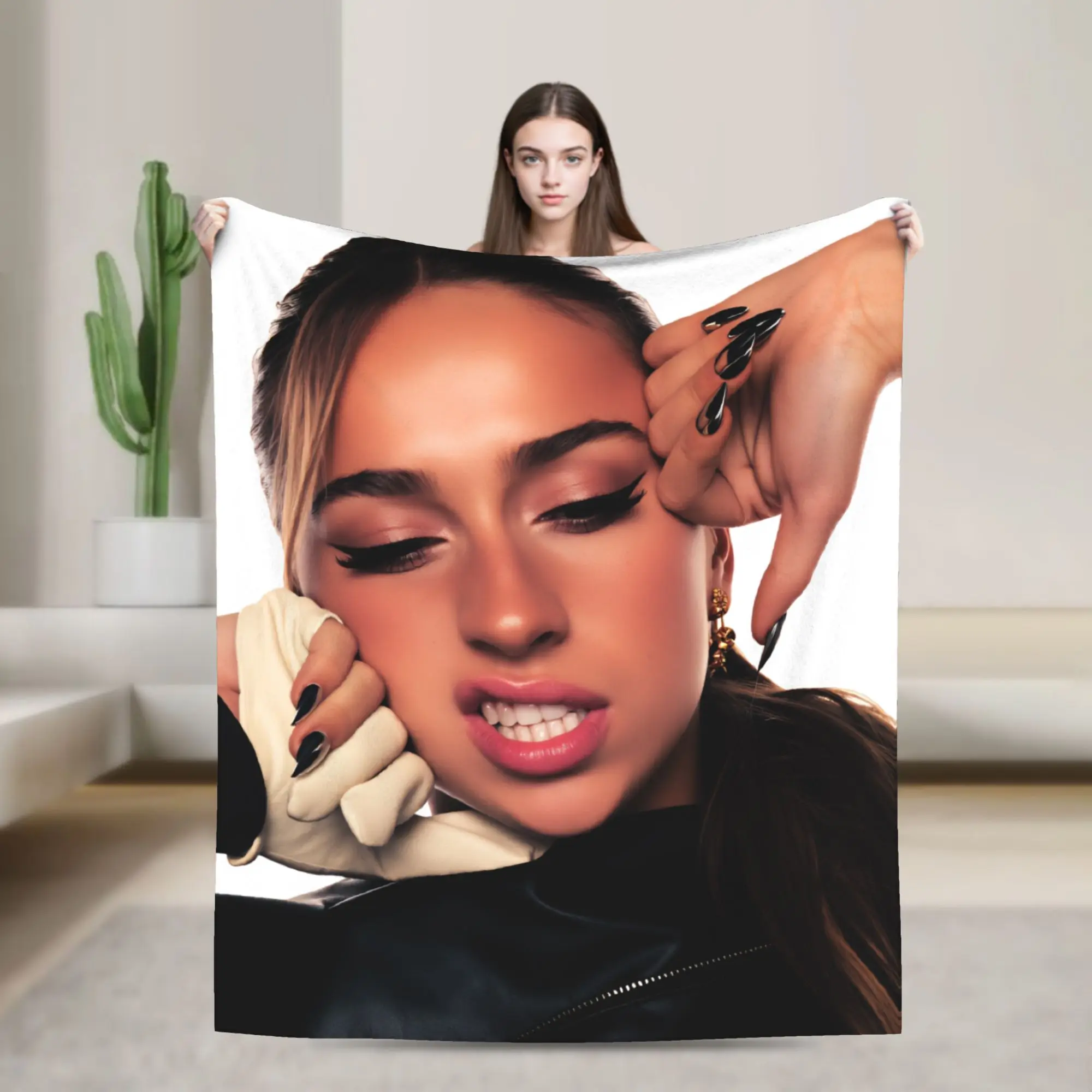 Tate McRae Miss Possessive Tour 2025 Flannel Blanket Canadian Singer Super Warm Throw Blanket for Couch Bed Bedspread Sofa Bed