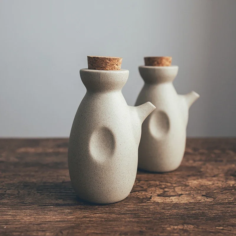 Botella de Sake cerámica estilo japonés, aceite crudo, vinagre, olla condimento, vino comercial para el hogar, salsa