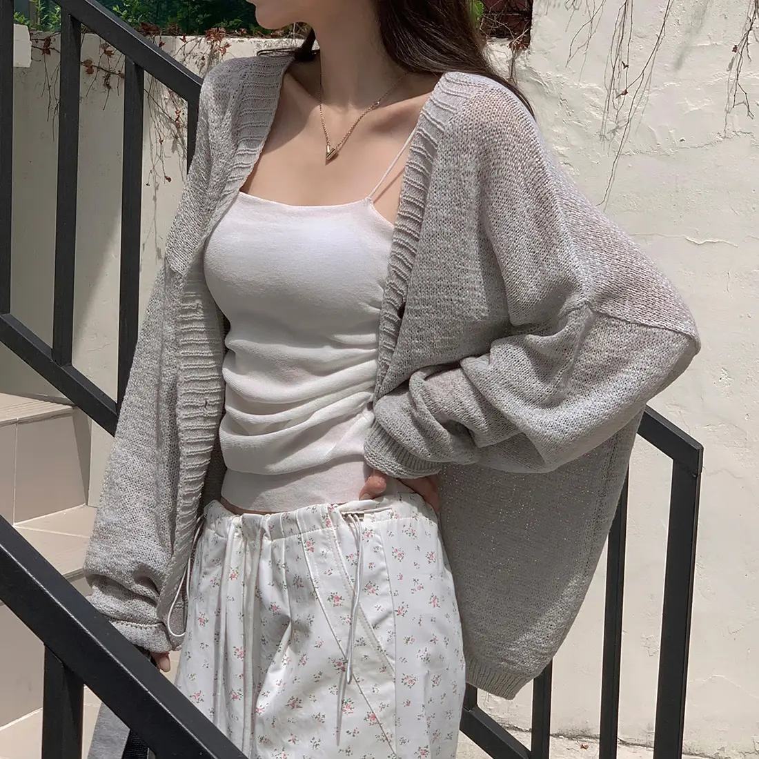 Liangliang paresseux Sle glace soie mince Long Sve tricoté pull femmes été nouveau Vintage lâche Sunade manteau vêtements d'extérieur