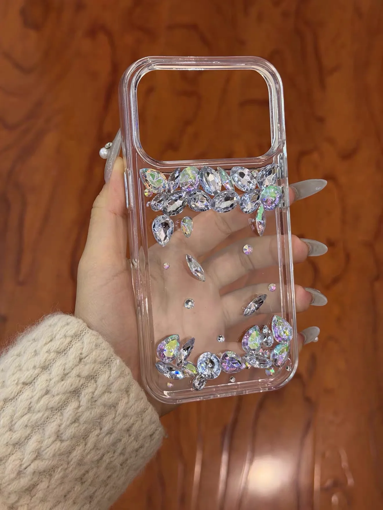 

Customized original luxury glittering glass with diamond phone case, suitable for iPhone, transparent soft-edge protective cover