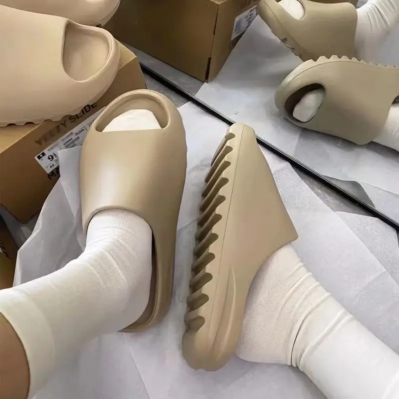 Brand Women Men Slippers Summers Outdoor Beach Sandals Fashion EVA Slides Women Casual Shoes Man Flip-flops Men's Sandals Unisex