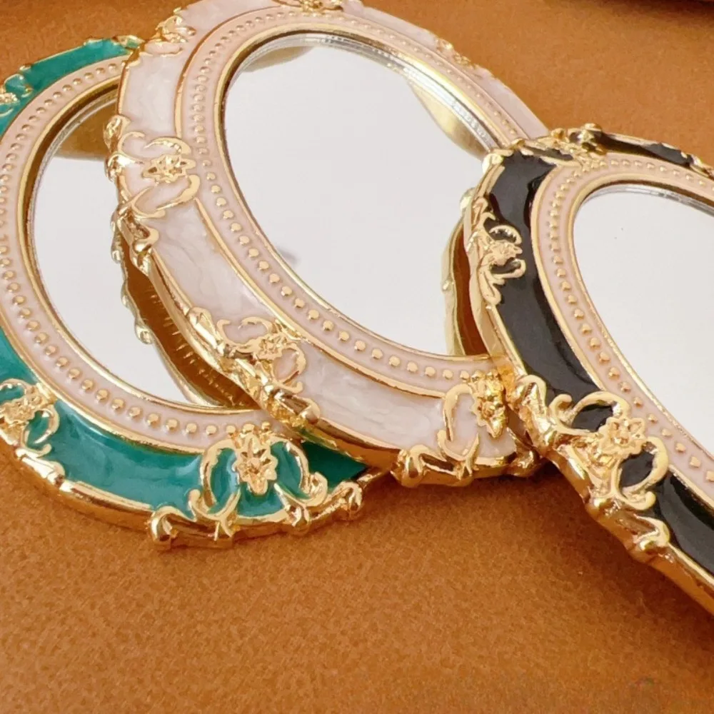 Specchio per trucco in rilievo smaltato stile europeo Specchio portatile portatile Specchi cosmetici da corte retrò squisiti per donne e ragazze